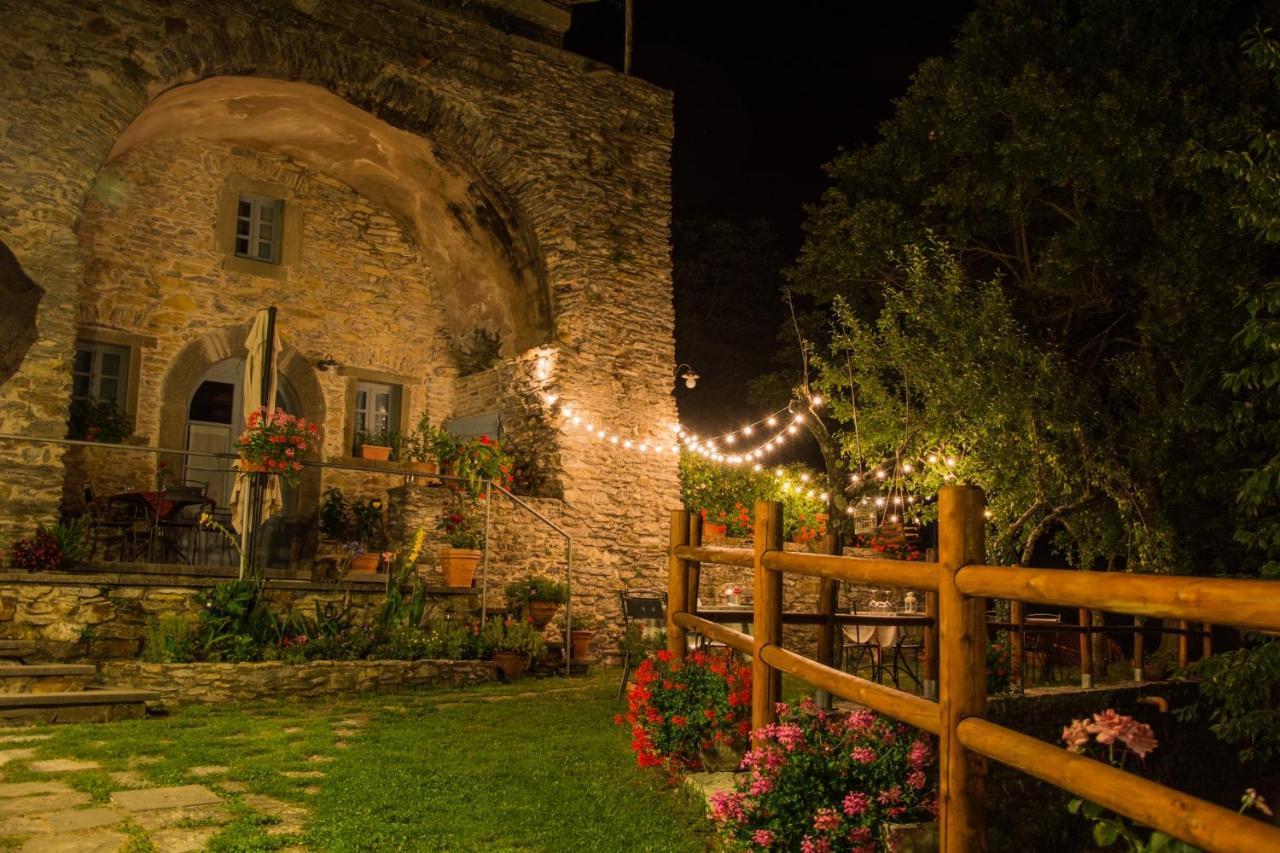 Agriturismo Casa Turchetti Comano  Buitenkant foto